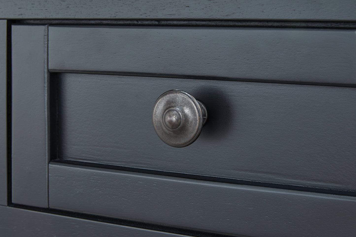 Ashley Express - Wildenauer Chair Side End Table