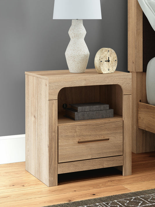 Ashley Express - Kinlanni One Drawer Night Stand