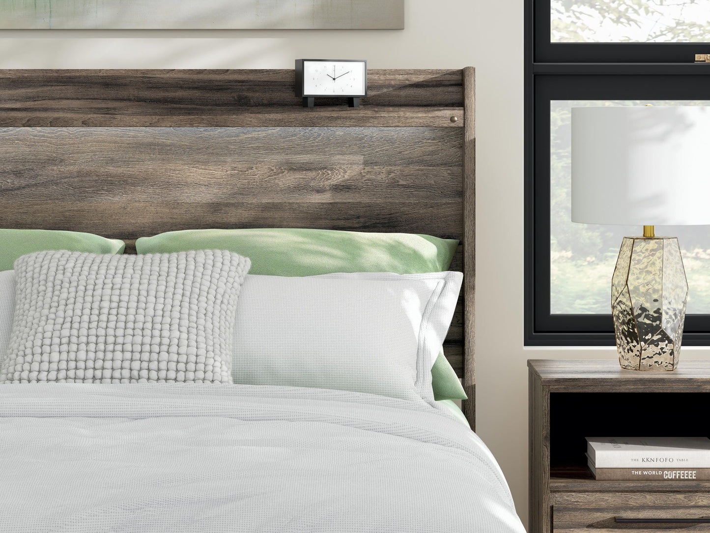 Elbrim Full Panel Storage Bed