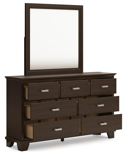 Covetown Full Panel Bed with Mirrored Dresser and Nightstand